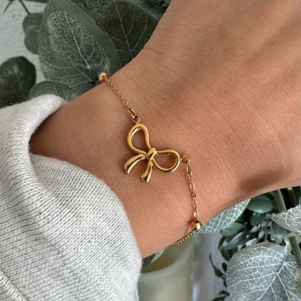 Gold bow bracelet  #1040